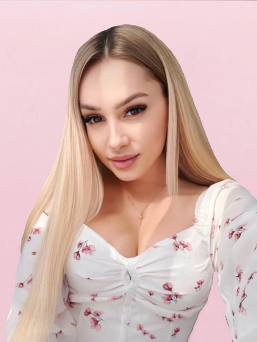 ellablonde