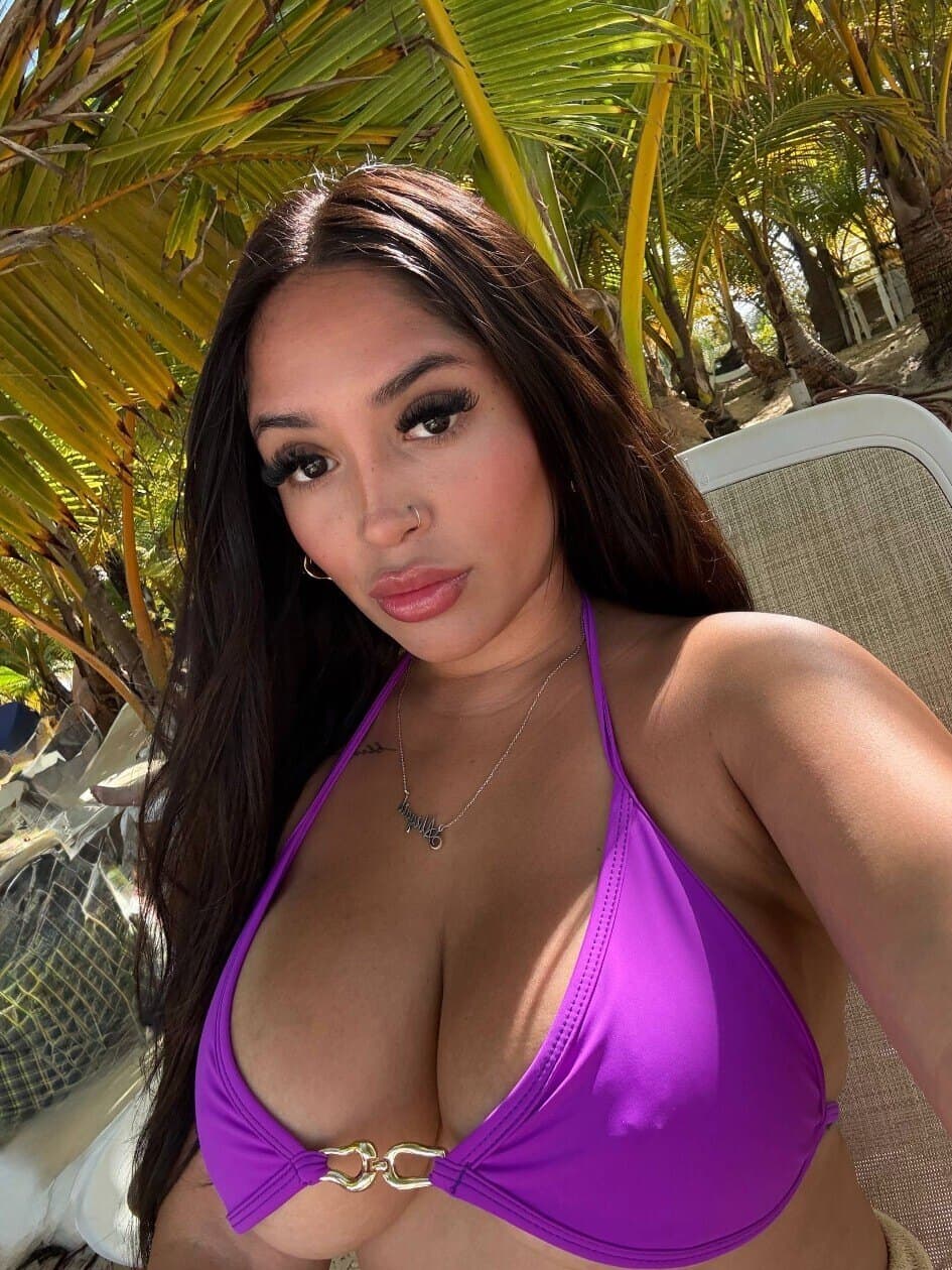 paula_flores
